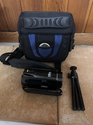 Yashica uhd 24 0 - uhd, 40