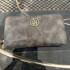 Armani Damen Geldbörse Lackleder Grau