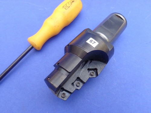 Wendeplattenbohrer