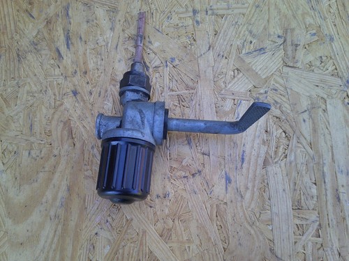 Trabant 500 benzinhahn - 500,