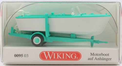 Motorboot auf anhänger - motorboot,