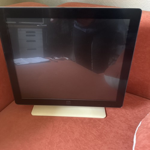 Elo touch solutions - lcd,