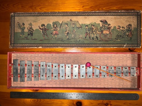 Antikes altes glockenspiel - altes, 18