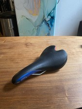 Fizik Aliante S Sattel Rot Blau Seat Carbon