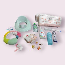 Baby-Neugeborenen-Ausstattung