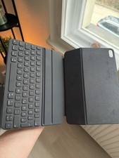 Apple Smart Keyboard Folio