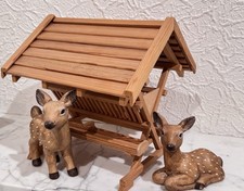 Weihnachtskrippe / Futterkrippe mit 2 Keramik Rehen wie abgebildet