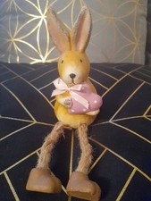 Hasen Dekofigur Kantenhocker mit Herz und Schleife aus Keramik,dekorativ NEU🐰🐇