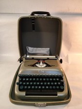 DDR Reiseschreibmaschine Schreibmaschine Erika Mod 10 Seidel Naumann Koffer grün