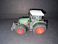 Universal Hobbies Fendt 818  im Maßstab  1:32. Defektes Modell