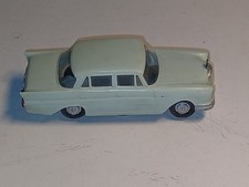 Siku-V-Serie-Plastik: aus niederländischem Fahrschulset - Mercedes 220