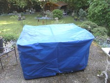 Abdeckplane für Gartenmöbel etc. aus LKW-Plane - wasserdicht, stabil, Ösen