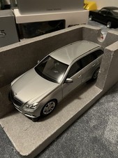 Mercedes E-Klasse S212 Avantgarde W212 1:18 Modell Minichamps OVP B66962438
