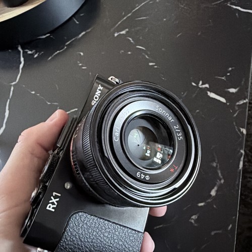 Sony rx1 35mm - 35mm, f2