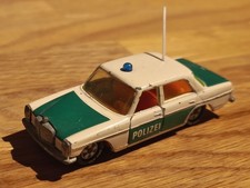 MERCEDES-BENZ 250/8 POLIZEI WEISS GRÜN SIKU 1318 MADE IN GERMANY VON 1975-1984