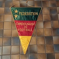 Fussball  ÜBERGABE Wimpel, FEDERATION CAMEROUNAISE DE FOOTBALL, GESTICKT,Maße.34