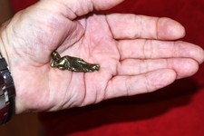 mini BUDDHA liegend, Messing massiv, Länge 4,3 cm Handschmeichler (Nirvana)