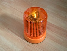 HELLA Rundumkennleuchte Rundumleuchte Warnleuchte 12 Volt KL 7000 2RL 008 061-10