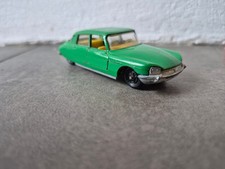 Siku Citroen DS 21 V290 in Grün