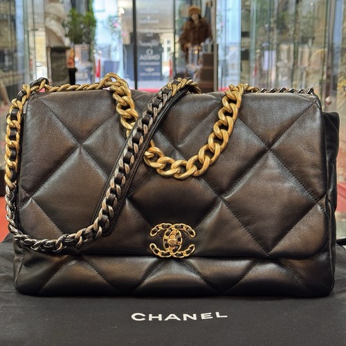 Chanel flap bag - chanel,