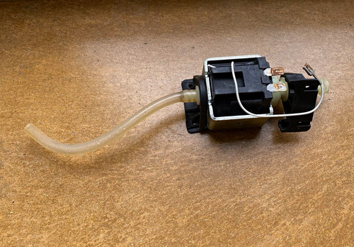 Jura wasserpumpe 230v 50hz - jura, 230v/50hz