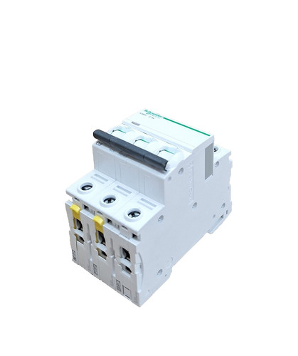 Schneider electric a9f07303 - schneider,