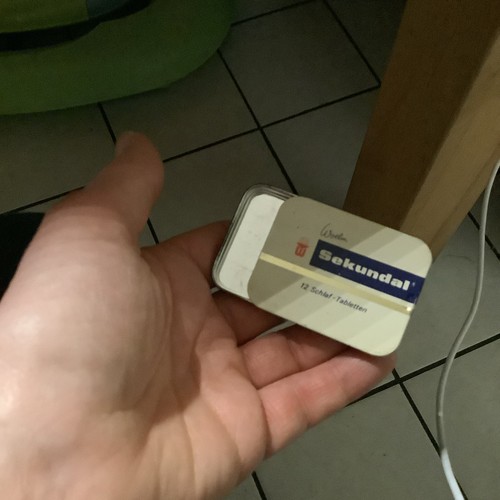 Alte medikamentendose - alte,