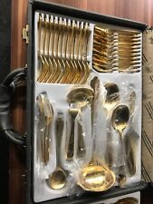 Besteckkasten im Koffer