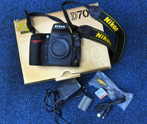 Nikon d700 body - nikon,