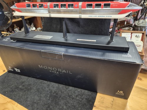 Walt disney monorail mark - monorail, 1