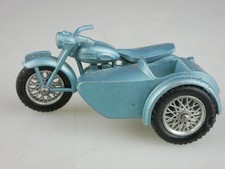 04c Triumph T110 & Side Car -