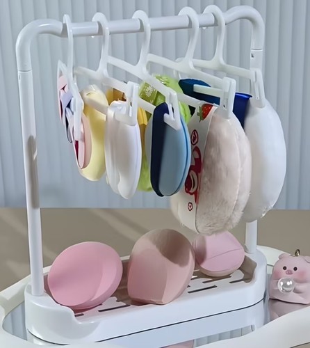 Mini-Kleiderständer-Modell
