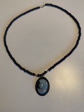 Halskette mit Kamee`/ Gemme