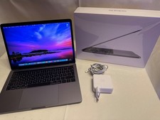 Apple MacBook Pro Retina  13,3“ i5 2,4 Ghz 256 GB SSD 8 GB Ram 2019 wie NEU!