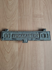 Alter Briefkastenschlitz