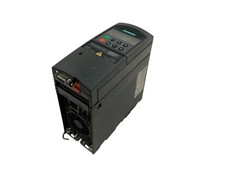 Siemens Micromaster 440 6SE6440-2UD21-5AA1 mit Bedienteil 1790L220A 4A