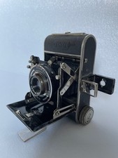 Rollfilmkamera mit Spreizen