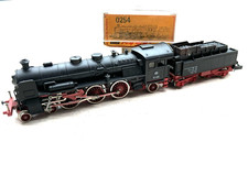 Arnold 0254 Spur N, Dampflok