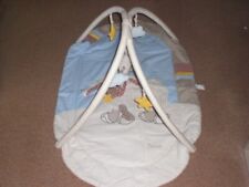 Sterntaler Baby Spieldecke Spielbogen mit Schaf Stanley