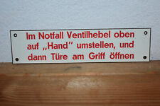 Altes Schild Strassenbahn,Hinweisschild,Notfall,Schienenverkehr,Retro,Original