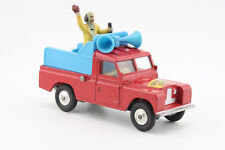 CORGI TOYS * LAND ROVER 109 W.B * CHIPPERFIELDS PUBLIC ANNOUNCER * 1:43 