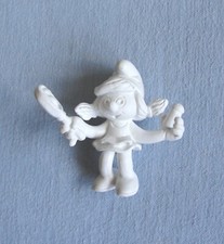VINTAGE UNPAINTED SMURFETTE