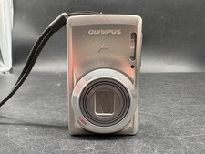Olympus Digitalkamera Silber mju 7030 14 MP 7x Zoom CCD-Sensor