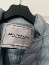 Leichter Daunenmantel von Jan Mayen 34 - neuwertig.