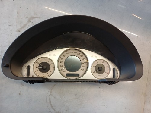 30e mercedes w211 - 30e*,