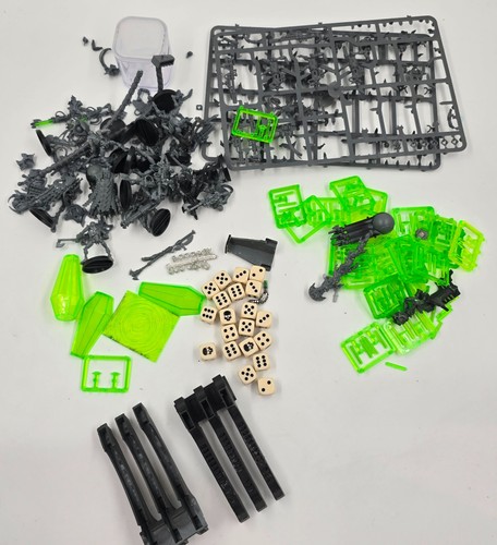 Sprue bits models weapons - sprue,