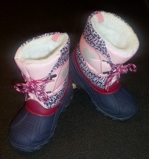 Kleinkinder LED-Winterstiefel von Lupilu mit Blink-Effekt in Gr. 25