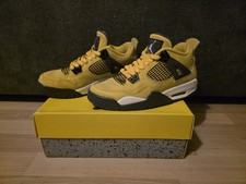 Nike Air Jordan 4 Retro