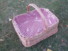 Serviertablett, Tablett mit Bügelgriff und hohem Rand aus Weide mit Innenfutter