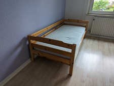 Kinder- / Jugendbett aus Kiefernholz, zum Hochbett umbaubar